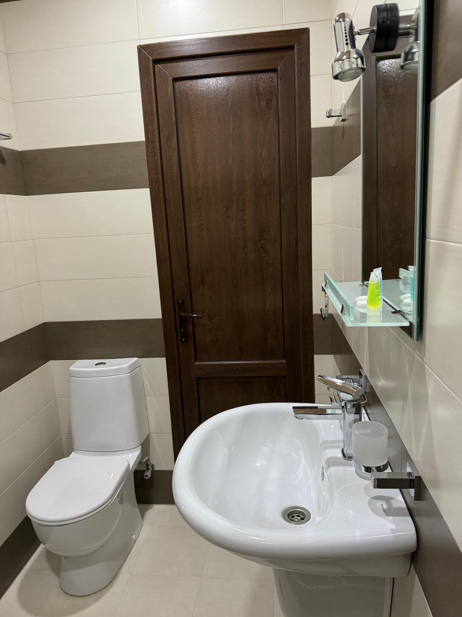 סינגאני Guest House Tmt מראה חיצוני תמונה